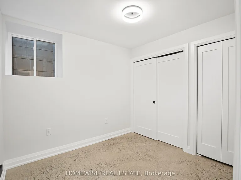 2563 Dundas St W #5 — Photo 8