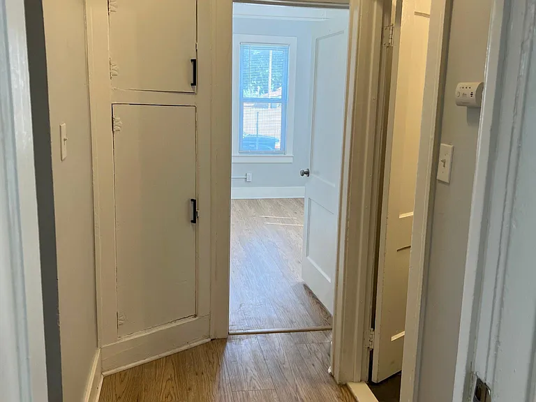 124 Oak St #1 — Photo 8