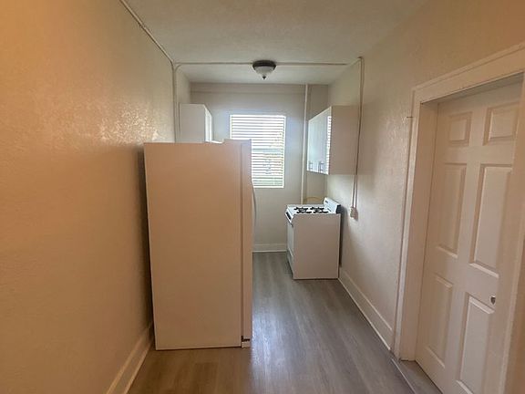 3rd image of 1545 NW 1st St #6