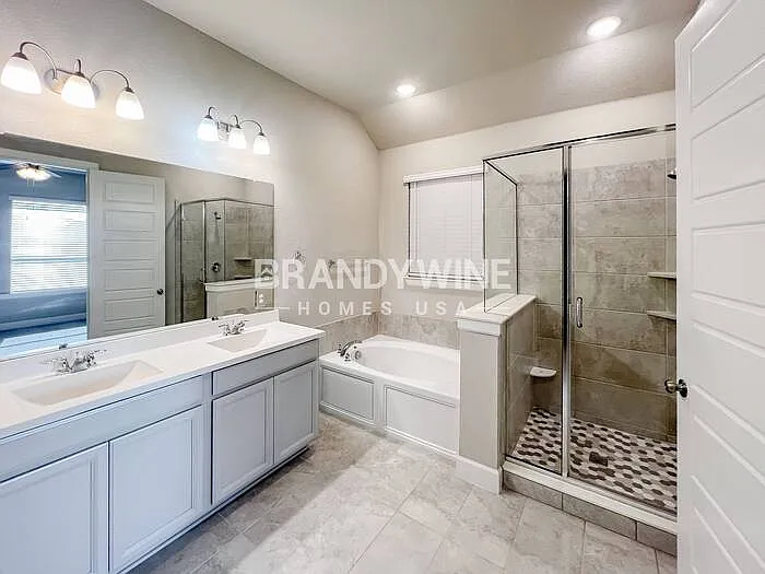 9620 Oxbow Ln — Photo 16