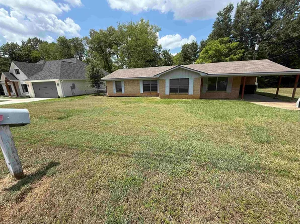 2311 S 14th St, Longview, TX 75602