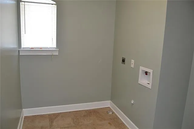 3400 Havana St — Photo 9