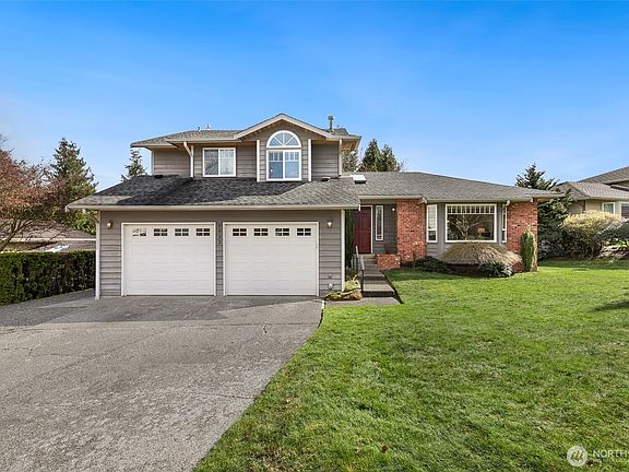 2nd image of 8823 10th Drive SE