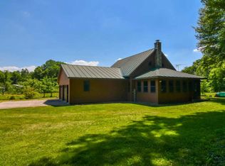 E2315 Thoe Rd, Iola, WI 54945