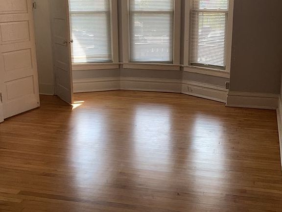 5th image of 115 S Main St #2