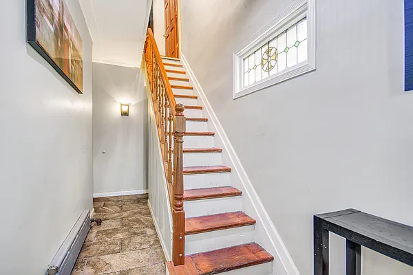 Rented by R D Realty Consultants Inc. | media 16