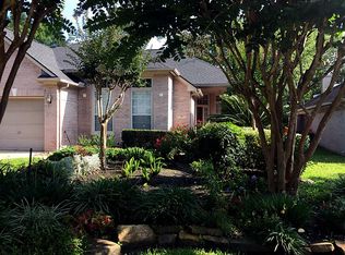 18 E Sienna Pl, Spring, TX 77382
