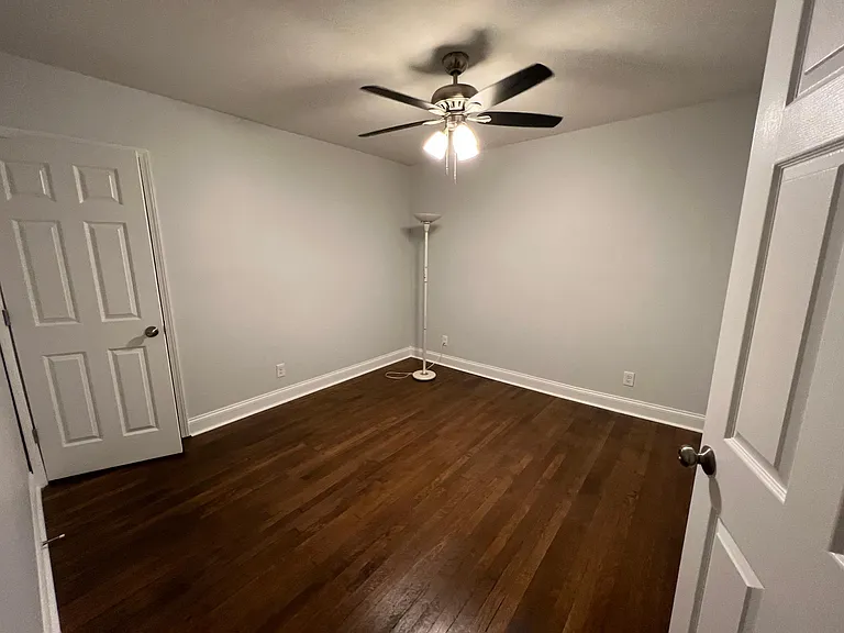189 Claire Dr SE — Photo 9