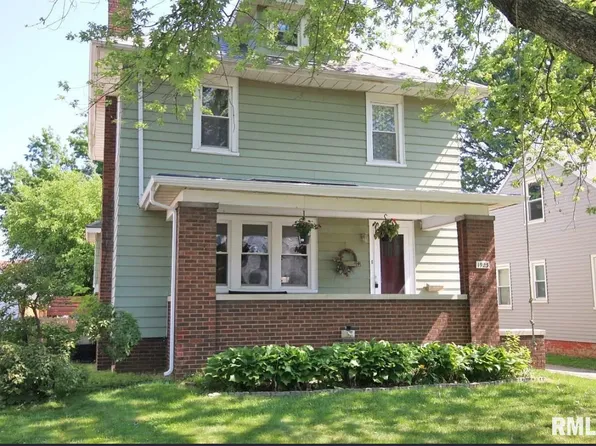 1923 W Ayres Ave, Peoria, IL 61604
