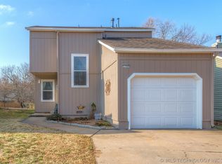 1704 W 62nd St, Tulsa, OK 74132