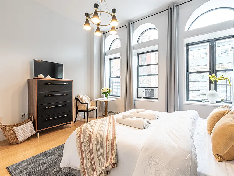 209 W 121st St #1 — Photo 35