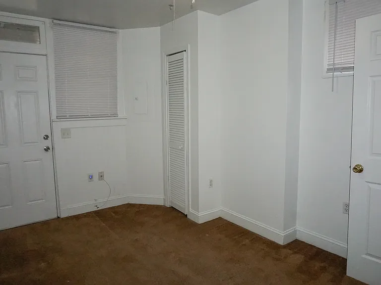 407 Gilmer St #B — Photo 11