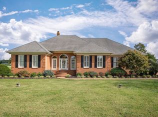 328 Riley Ave, Smithville, TN 37166
