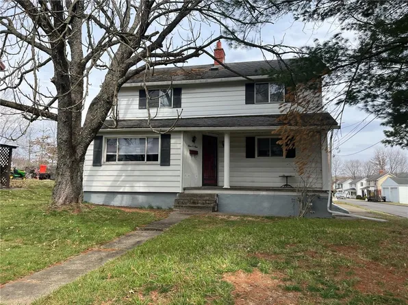 409 S Water St, Masontown, PA 15461