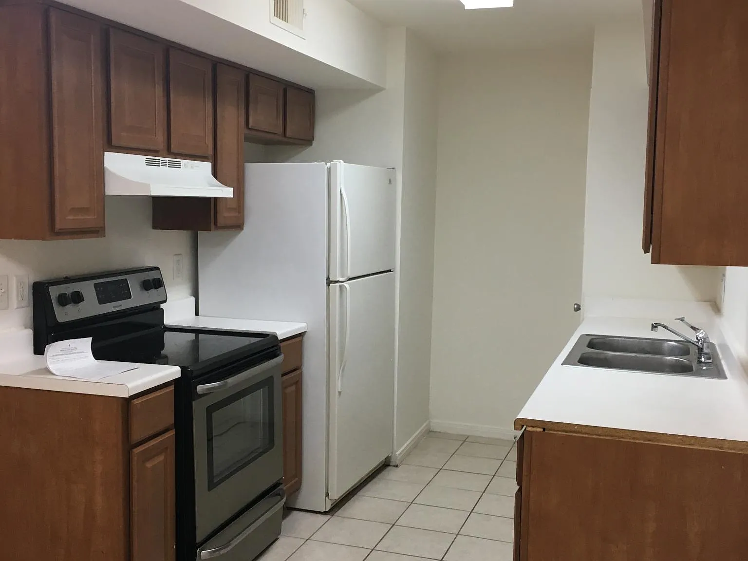2 bed, 1000 sqft, $1,195 — Photo 4