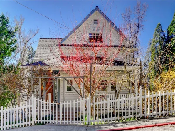 541 N Pine St, Nevada City, CA 95959