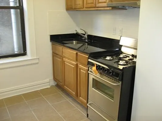 Rented by City Connections Realty | media 22