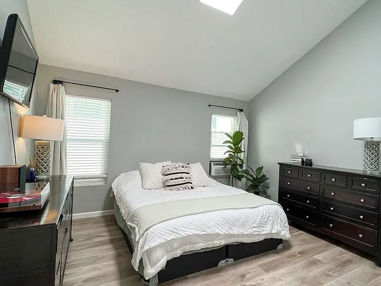1421 Felspar St #3 — Photo 9