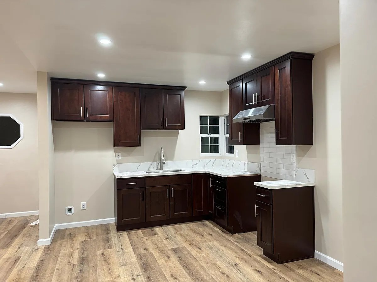 Kitchen - 3265 Post St #D