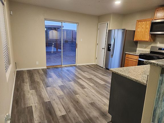 4th image of 1237 Avenida Esplendida NW