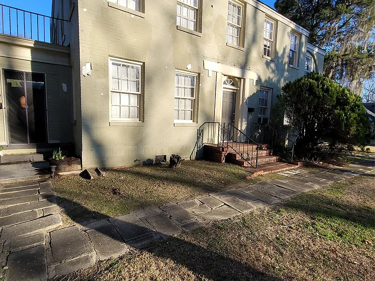 3179 Norman Bridge Rd #4 — Photo 2