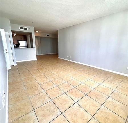 3rd image of 511 SE 5th Ave APT 1111