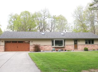 N64W34206 Bayview ROAD, Oconomowoc, WI 53066