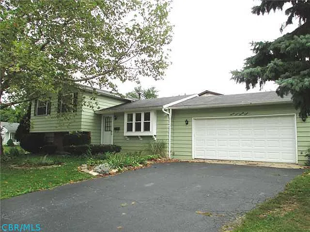 3428 Fox Run Rd photo 1