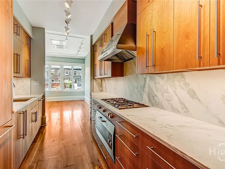 31 E Jones St #3 — Photo 11