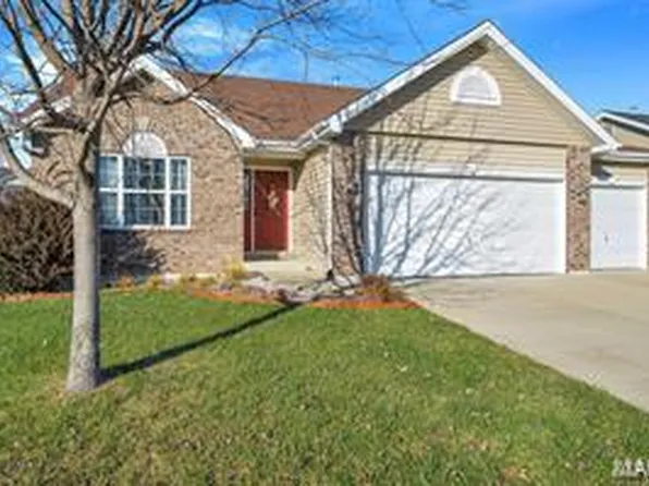 2828 Cedar Grove Dr, Belleville, IL 62221