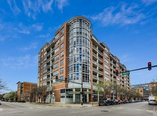 1200 W Monroe St APT 607, Chicago, IL 60607