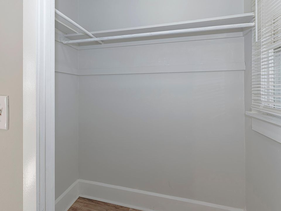 1st image of 930 11th St N #2