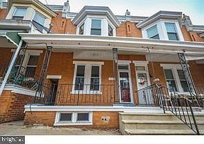 1st image of 807 W Elm St