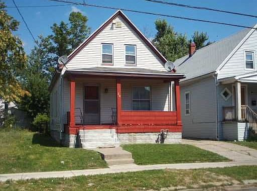 1st image of 26 Dorris Ave