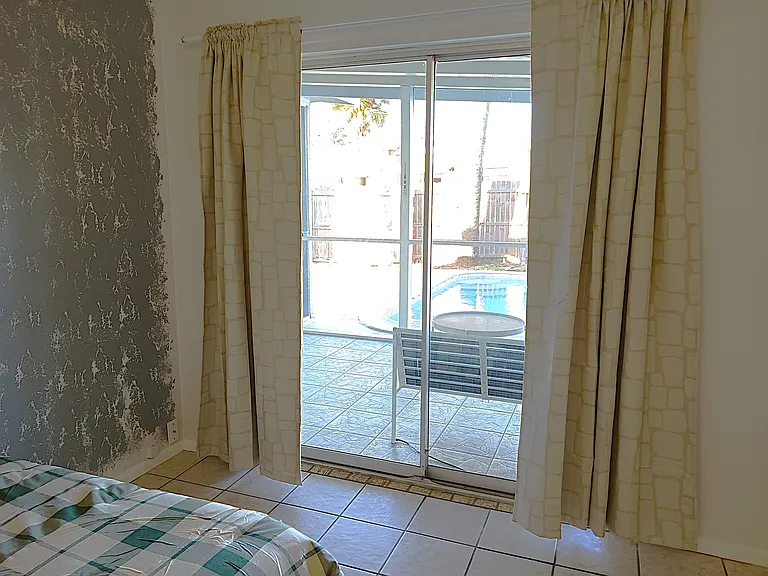 1052 Myrtle Ln — Photo 4
