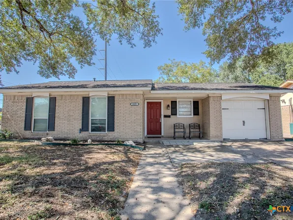 4601 Evergreen St, Victoria, TX 77904