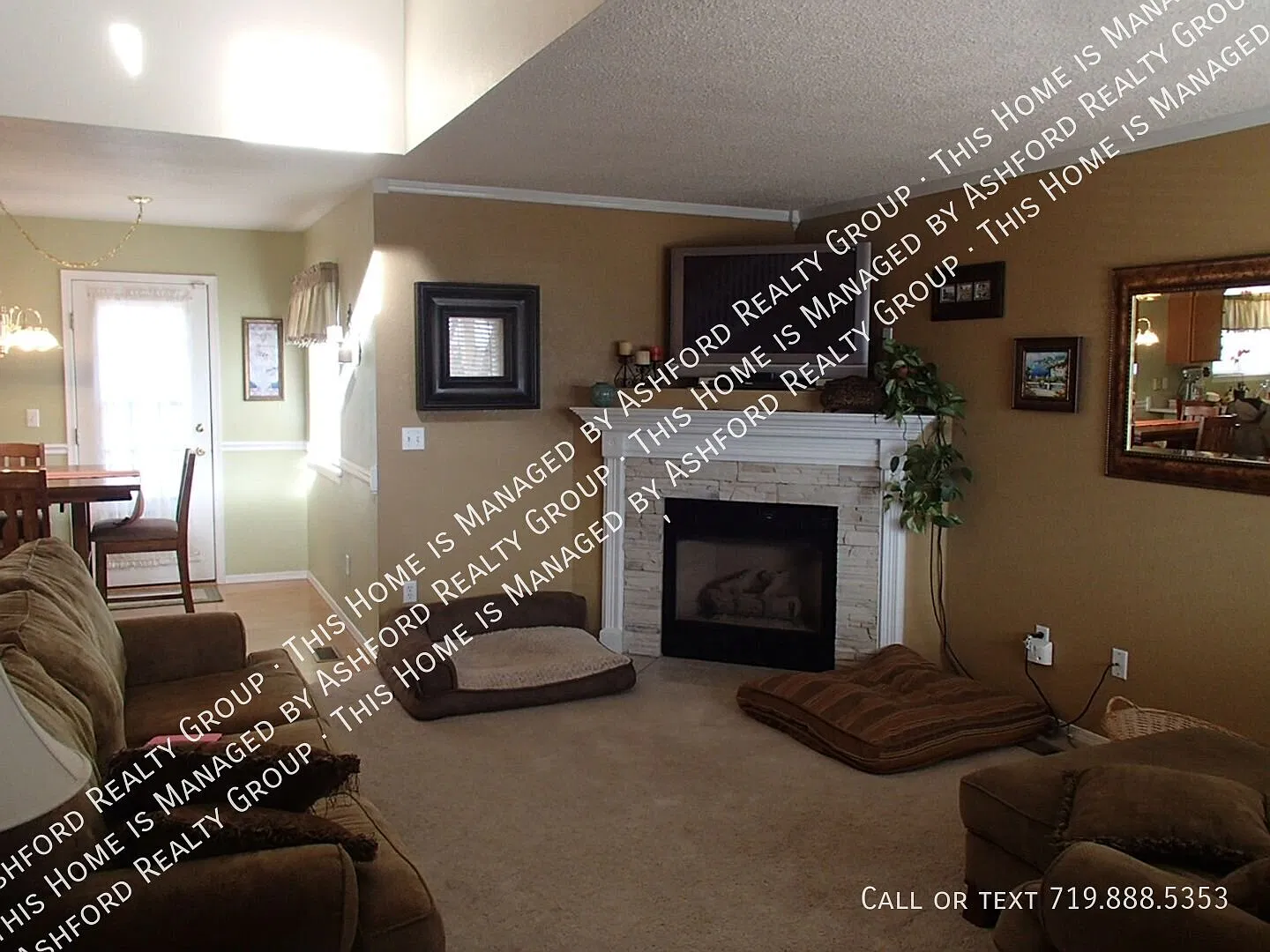 4 bed, 4.0 bath, 1979 sqft, $2,000 — Photo 2