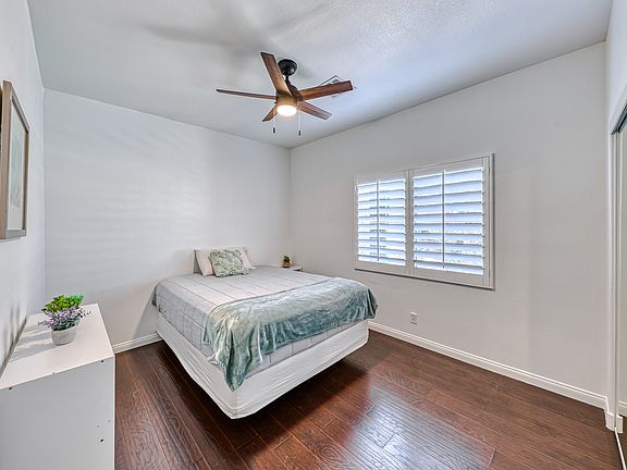 3rd image of 10641 Cosenza Ln
