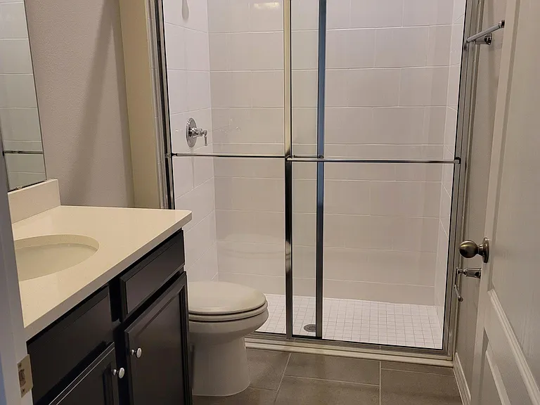 Guest bathroom downstairs