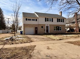 1305 E 6th St, Merrill, WI 54452