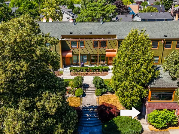 2025 SE Caruthers St APT 24, Portland, OR 97214