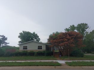 320 N Wright St, Griffith, IN 46319