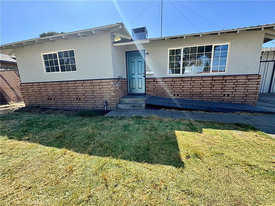 1st image of 2581 E Gerard Ave