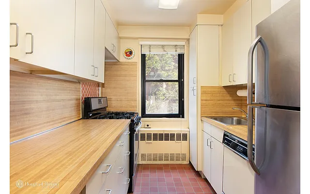 Sold by Douglas Elliman | media 2