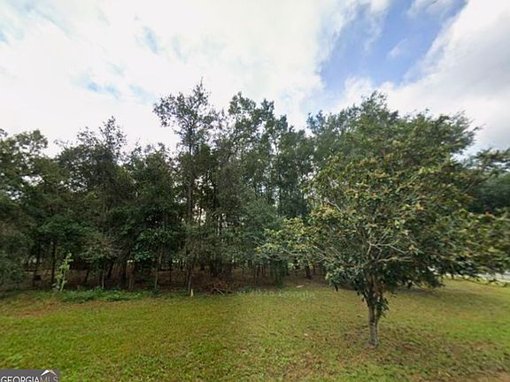 5th image of 103 Colonial Way