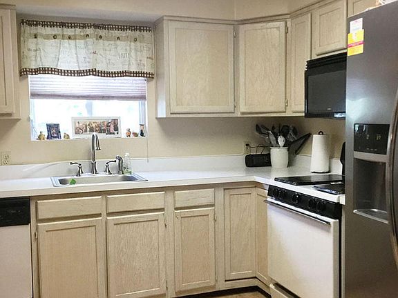 3rd image of 346 Aspen Knolls Way