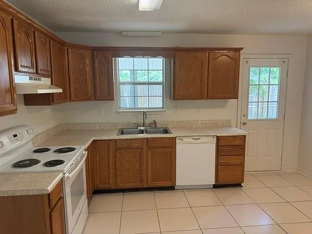 132 Bayou Sara Ave #114-B — Photo 5