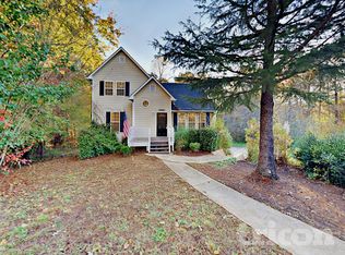 4680 Woodglen Ct, Douglasville, GA 30135