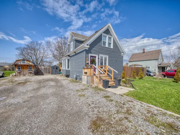 108 High St, Fort Erie, ON L2A 3P7