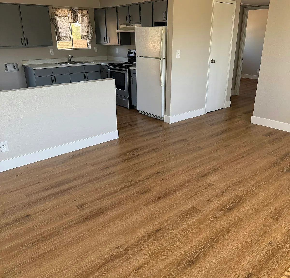 718 South Horne, Unit 716 — Photo 1
